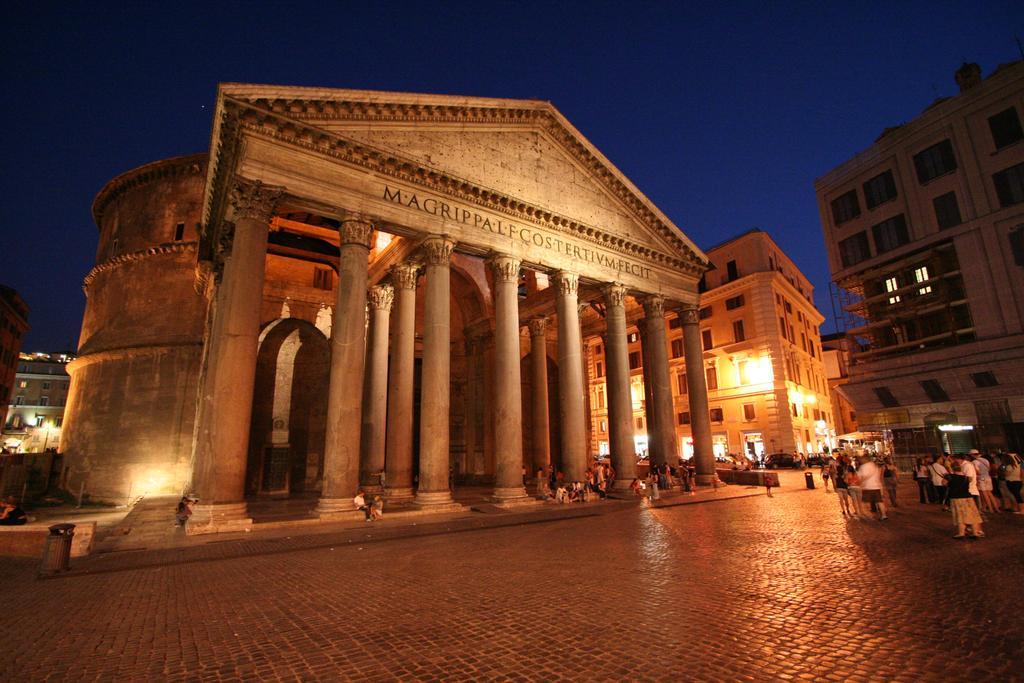 Starhome Pantheon Рим Экстерьер фото